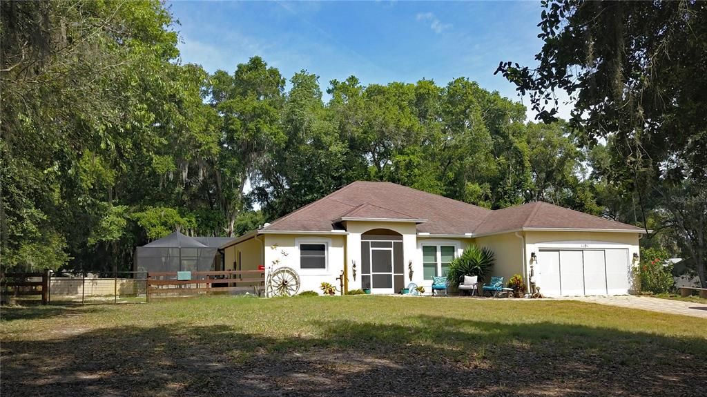 Recently Sold: $450,000 (4 beds, 2 baths, 2193 Square Feet)