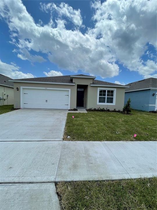 Recently Rented: $2,395 (4 beds, 2 baths, 1828 Square Feet)