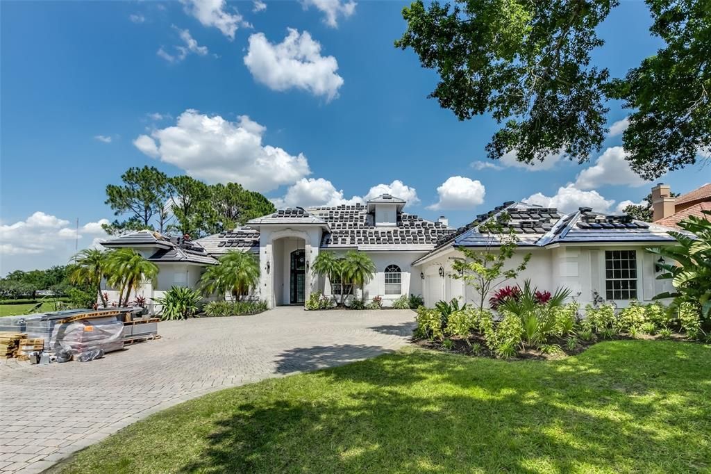 Recently Sold: $1,200,000 (5 beds, 4 baths, 4095 Square Feet)