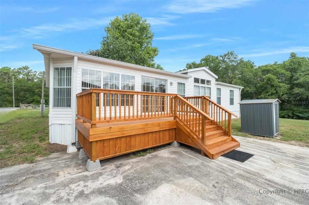 Recently Sold: $325,000 (3 beds, 2 baths, 2060 Square Feet)