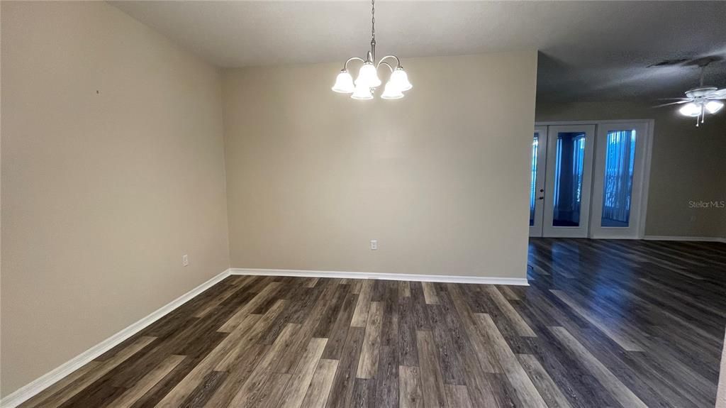 Recently Rented: $1,550 (2 beds, 2 baths, 1266 Square Feet)