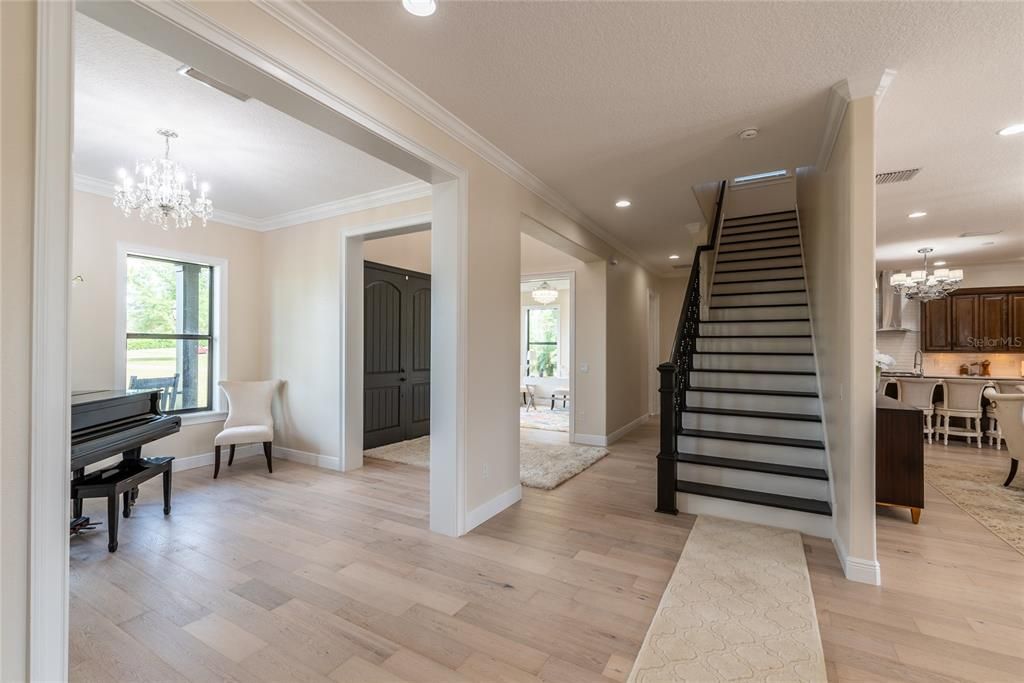 Recently Sold: $1,275,000 (6 beds, 4 baths, 4786 Square Feet)