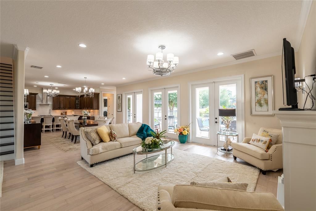 Family Room, Dinette to Kitchen