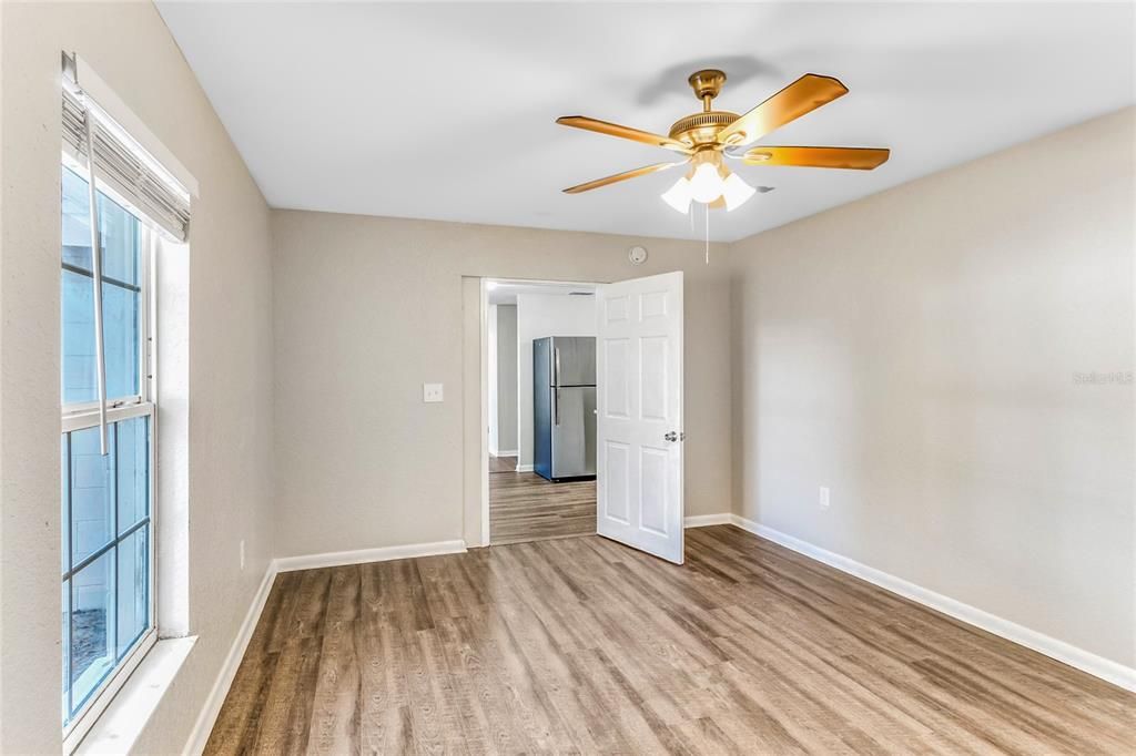 Recently Rented: $1,395 (3 beds, 2 baths, 1391 Square Feet)