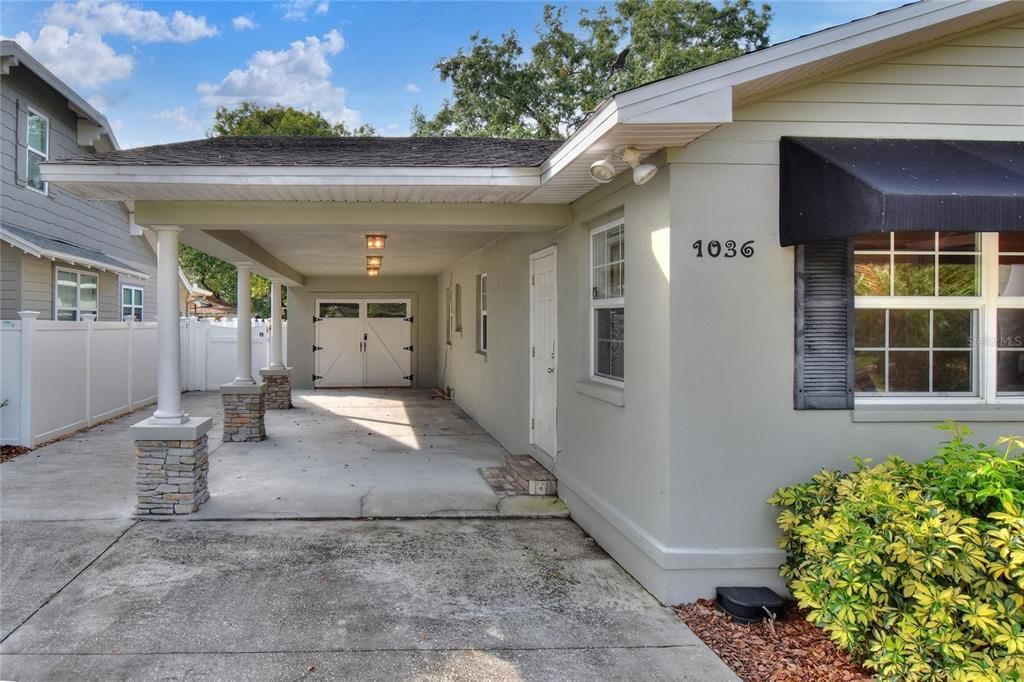 Recently Sold: $560,000 (4 beds, 2 baths, 1903 Square Feet)