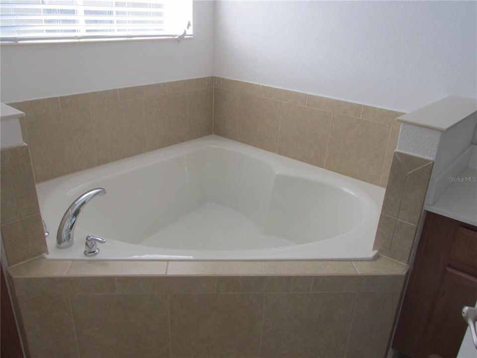 Недавно арендовано: $2,350 (3 спален, 2 ванн, 1990 Квадратных фут)