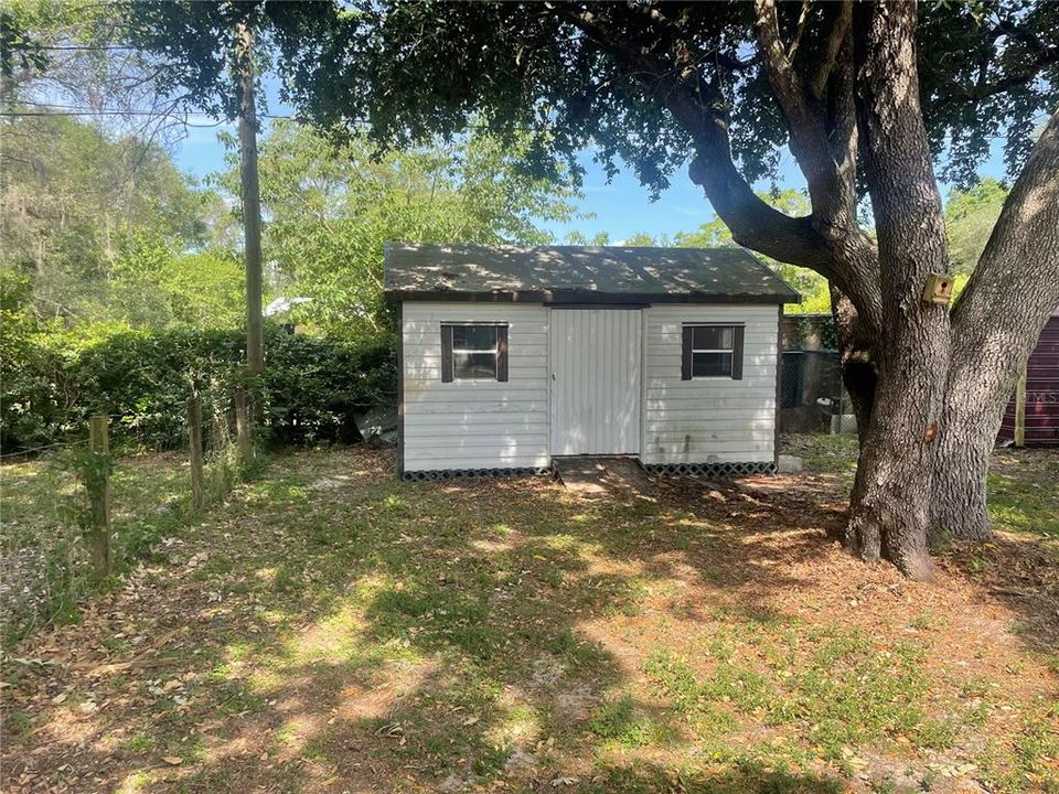 Recently Sold: $214,900 (3 beds, 2 baths, 1782 Square Feet)