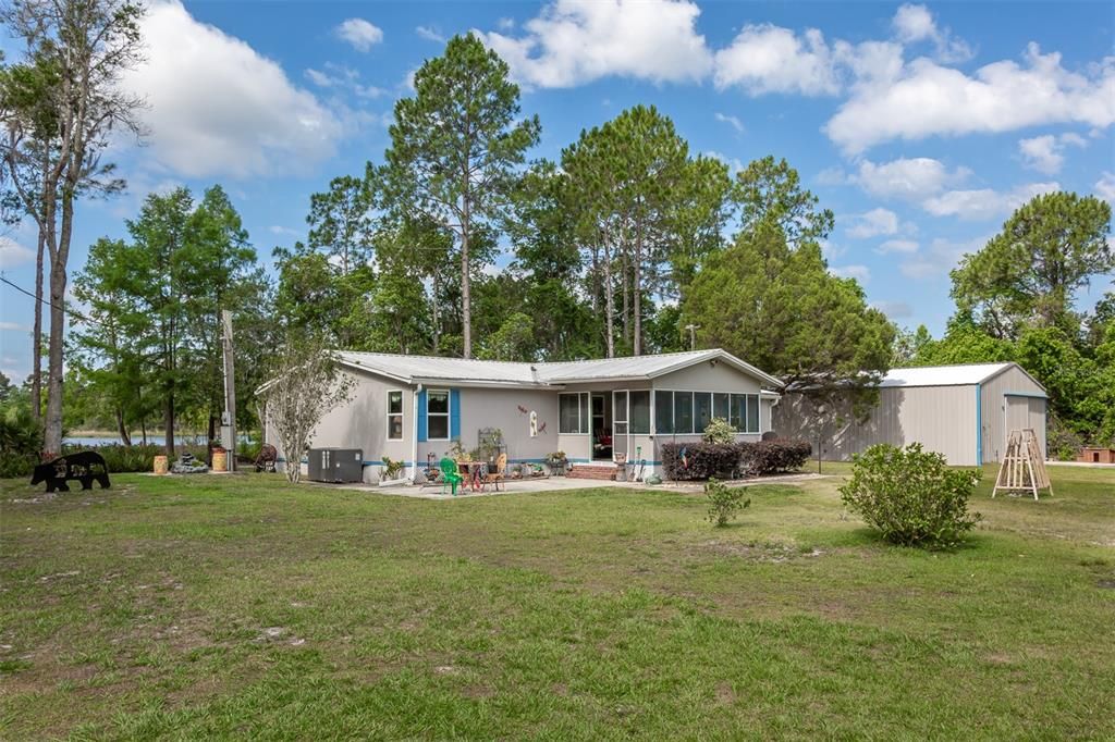 Recently Sold: $399,000 (3 beds, 2 baths, 1512 Square Feet)