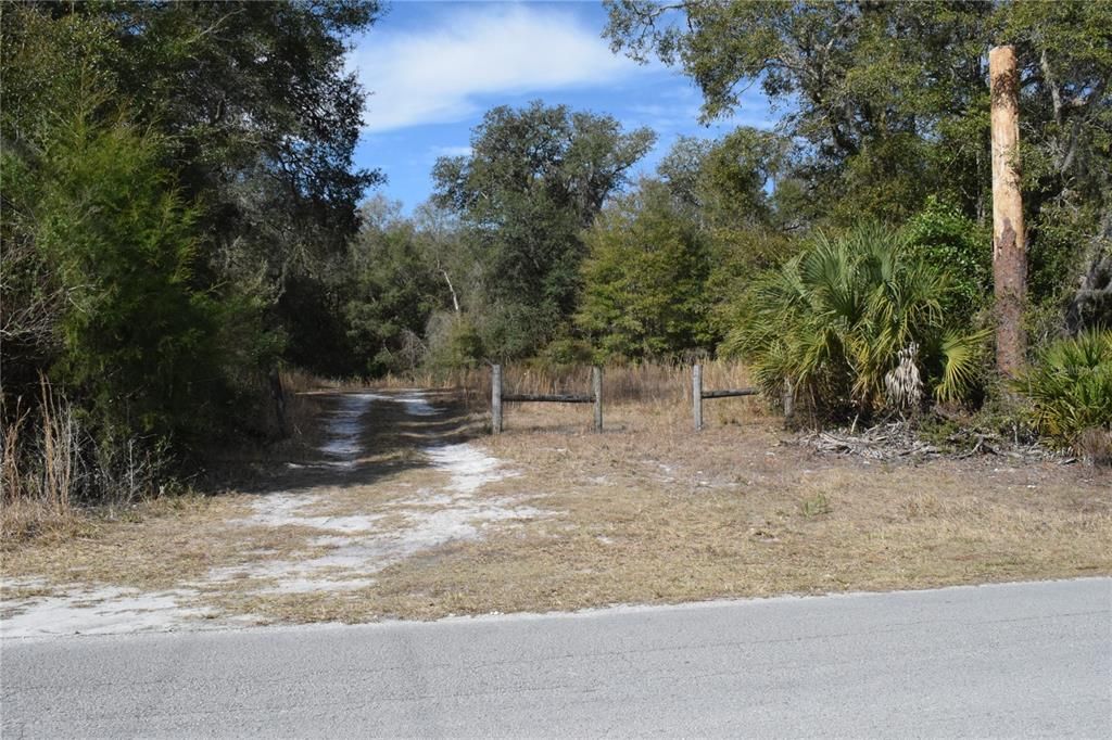 Recently Sold: $41,200 (0.84 acres)