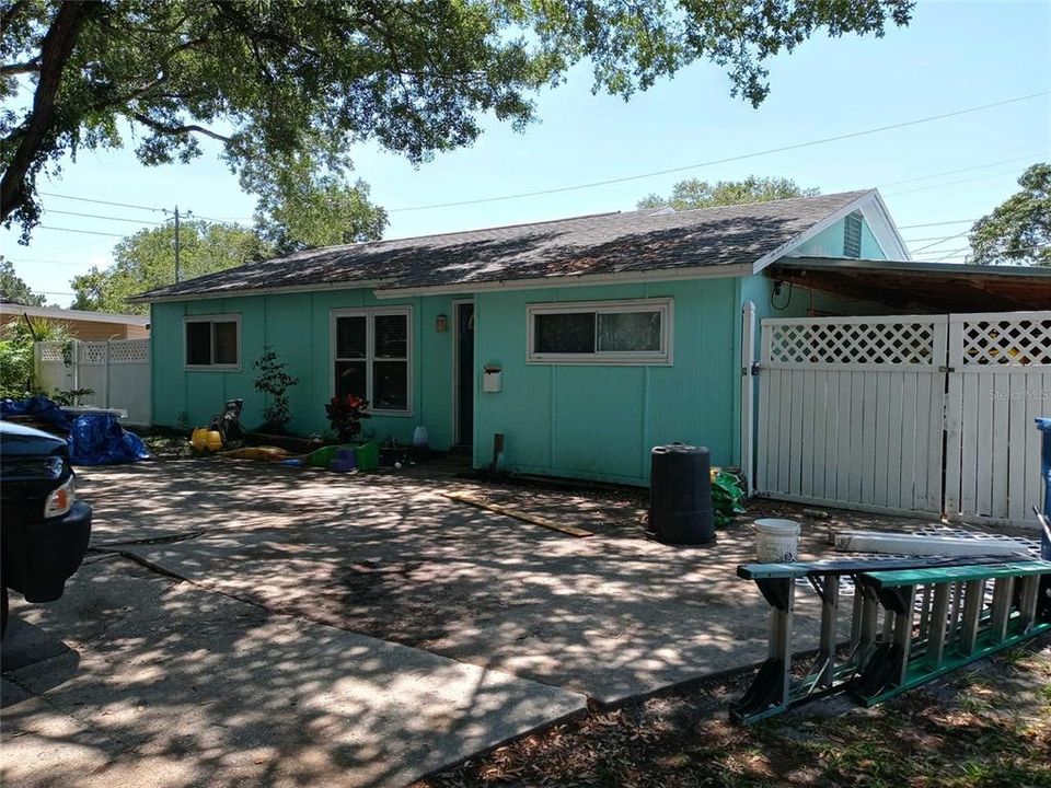 Recently Sold: $355,000 (3 beds, 2 baths, 1680 Square Feet)