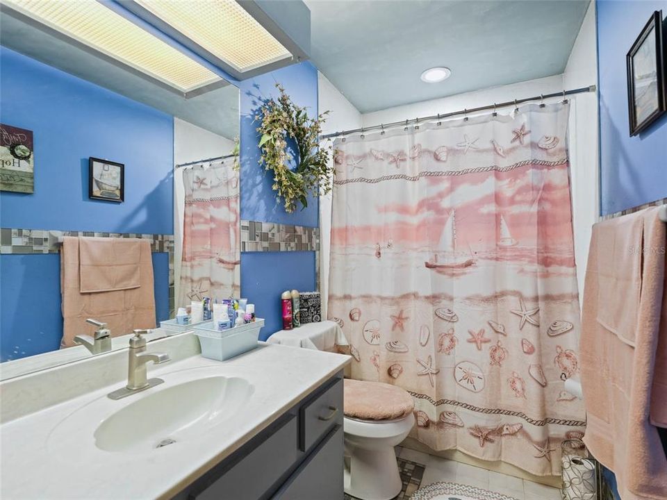 Недавно продано: $229,900 (2 спален, 2 ванн, 1428 Квадратных фут)