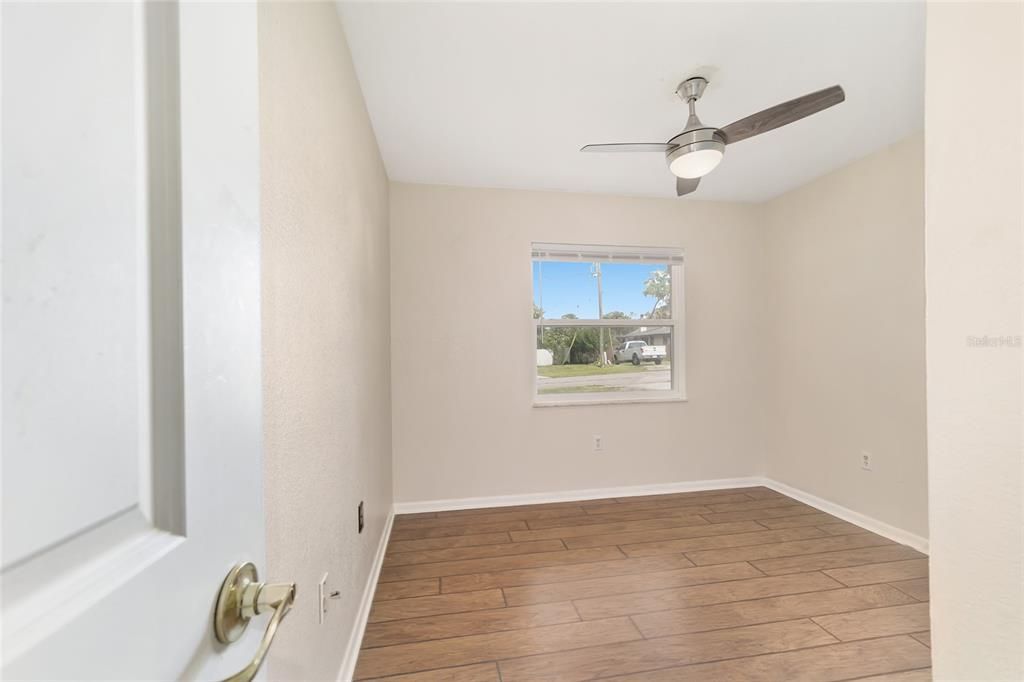 Recently Sold: $229,900 (3 beds, 2 baths, 1056 Square Feet)