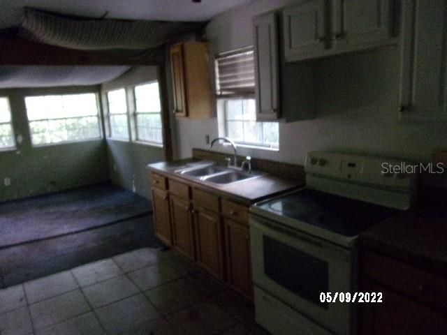 Recently Sold: $39,900 (2 beds, 1 baths, 912 Square Feet)