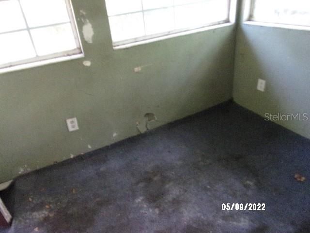 Recently Sold: $39,900 (2 beds, 1 baths, 912 Square Feet)