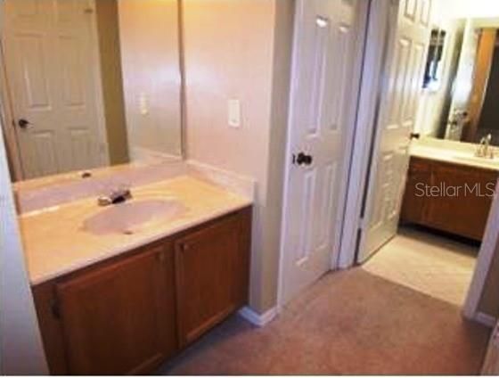 Recently Rented: $1,375 (2 beds, 2 baths, 1365 Square Feet)