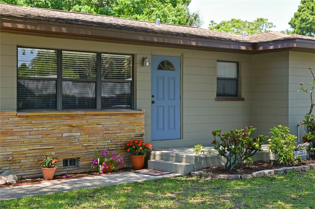 Recently Sold: $280,000 (3 beds, 2 baths, 1662 Square Feet)