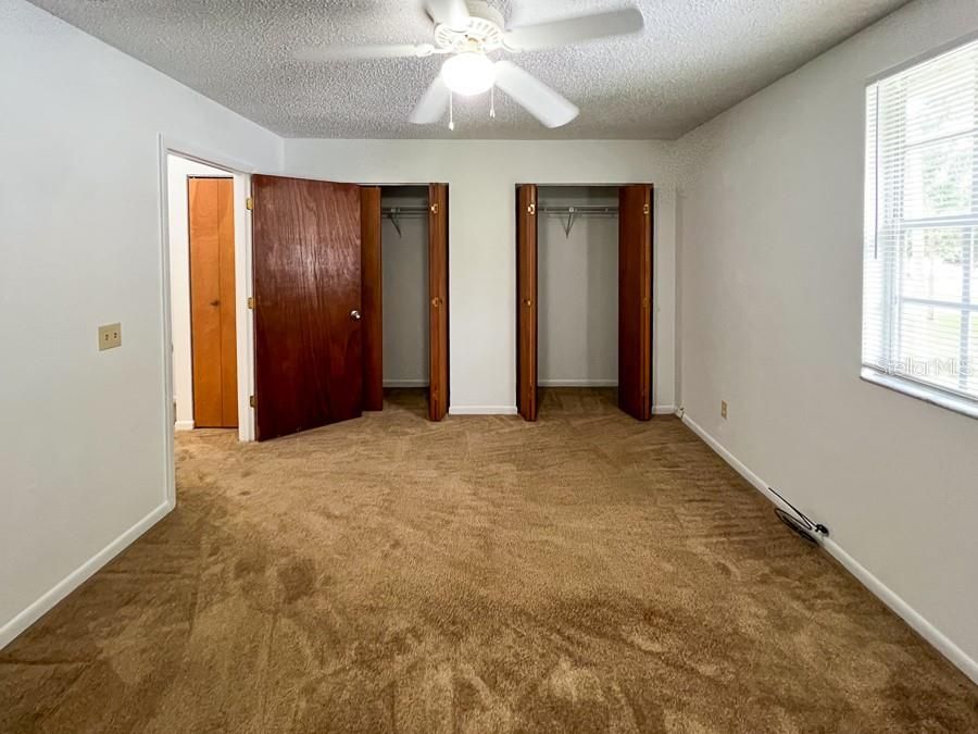 Recently Rented: $995 (2 beds, 1 baths, 1000 Square Feet)
