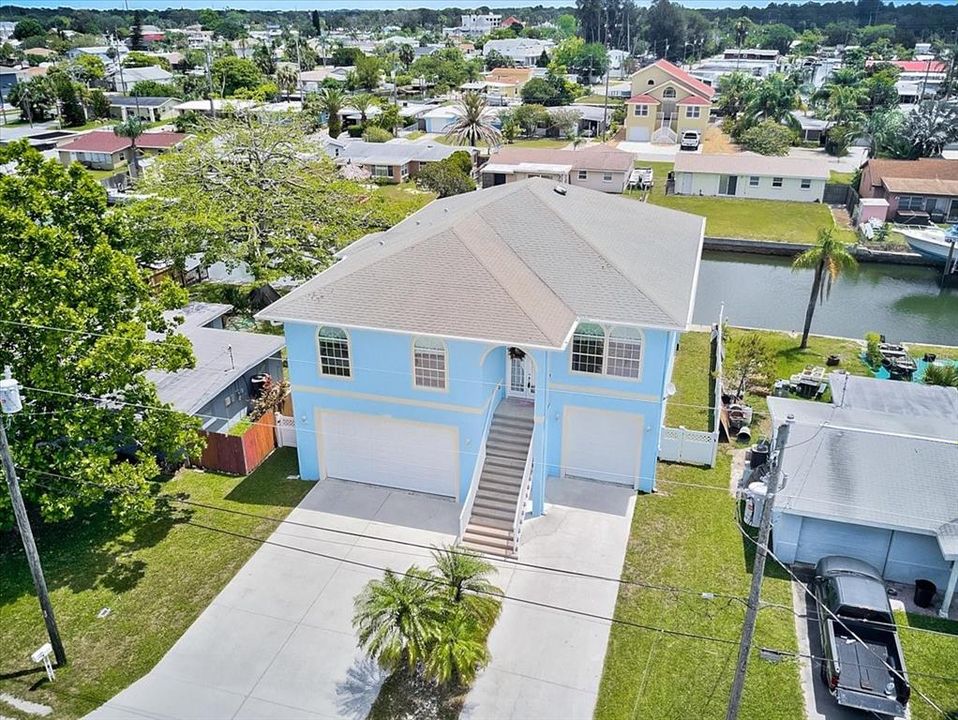 Recently Sold: $599,000 (4 beds, 2 baths, 2129 Square Feet)