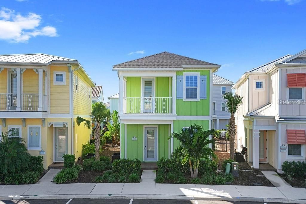 Recently Sold: $699,000 (2 beds, 2 baths, 1188 Square Feet)