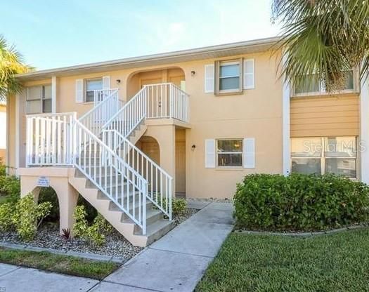 Recently Sold: $180,000 (2 beds, 2 baths, 860 Square Feet)