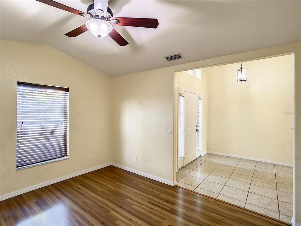 Recently Rented: $1,695 (3 beds, 2 baths, 1604 Square Feet)