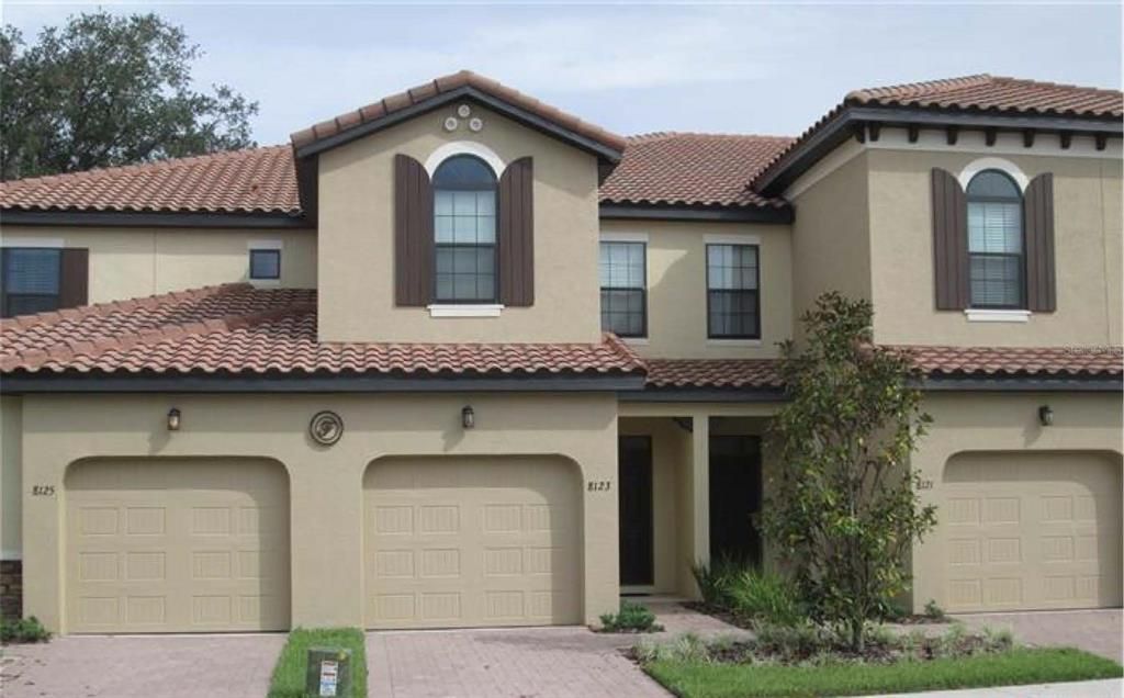 Recently Sold: $285,000 (3 beds, 2 baths, 1632 Square Feet)