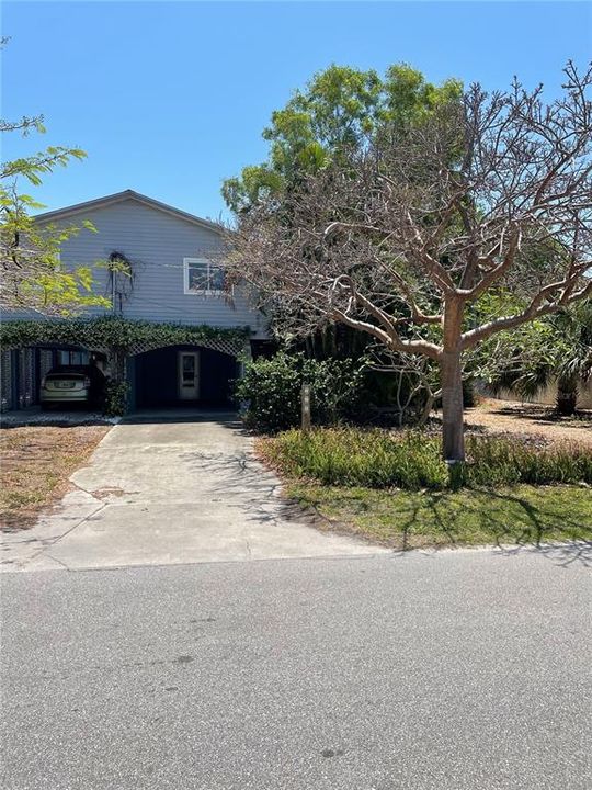 Recently Sold: $1,900,000 (3 beds, 2 baths, 1458 Square Feet)