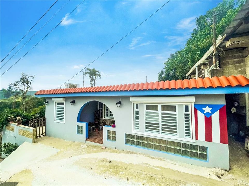 Vendido Recientemente: $141,000 (3 camas, 2 baños, 1306 Pies cuadrados)