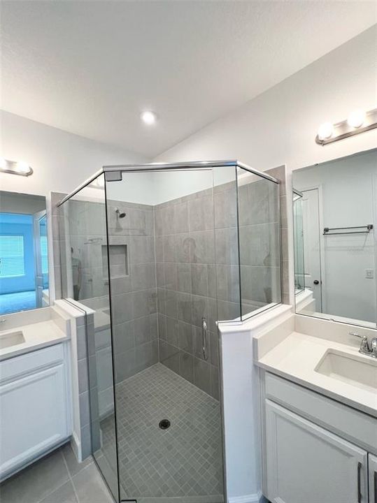 Недавно арендовано: $3,500 (4 спален, 3 ванн, 2585 Квадратных фут)