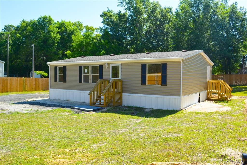 Recently Sold: $139,000 (3 beds, 2 baths, 1120 Square Feet)