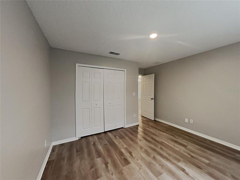 Recently Rented: $1,869 (3 beds, 2 baths, 1435 Square Feet)