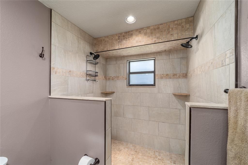 Недавно арендовано: $3,950 (3 спален, 2 ванн, 2217 Квадратных фут)