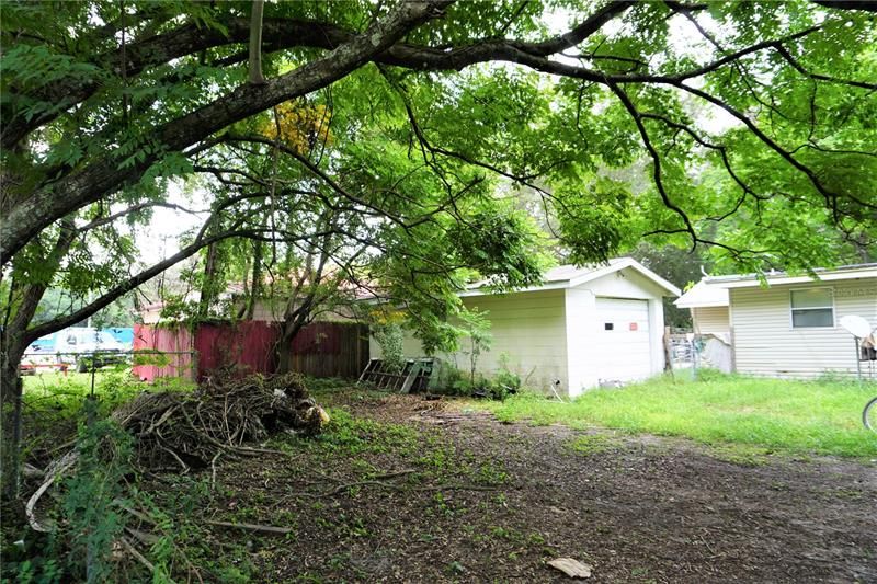 Rental Home #4 detached garage