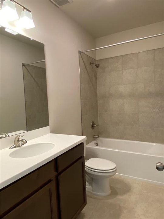 Недавно арендовано: $3,200 (4 спален, 3 ванн, 2357 Квадратных фут)