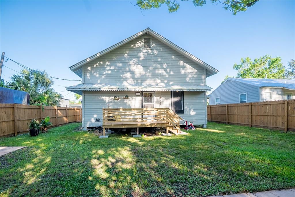Recently Sold: $189,900 (3 beds, 1 baths, 1350 Square Feet)