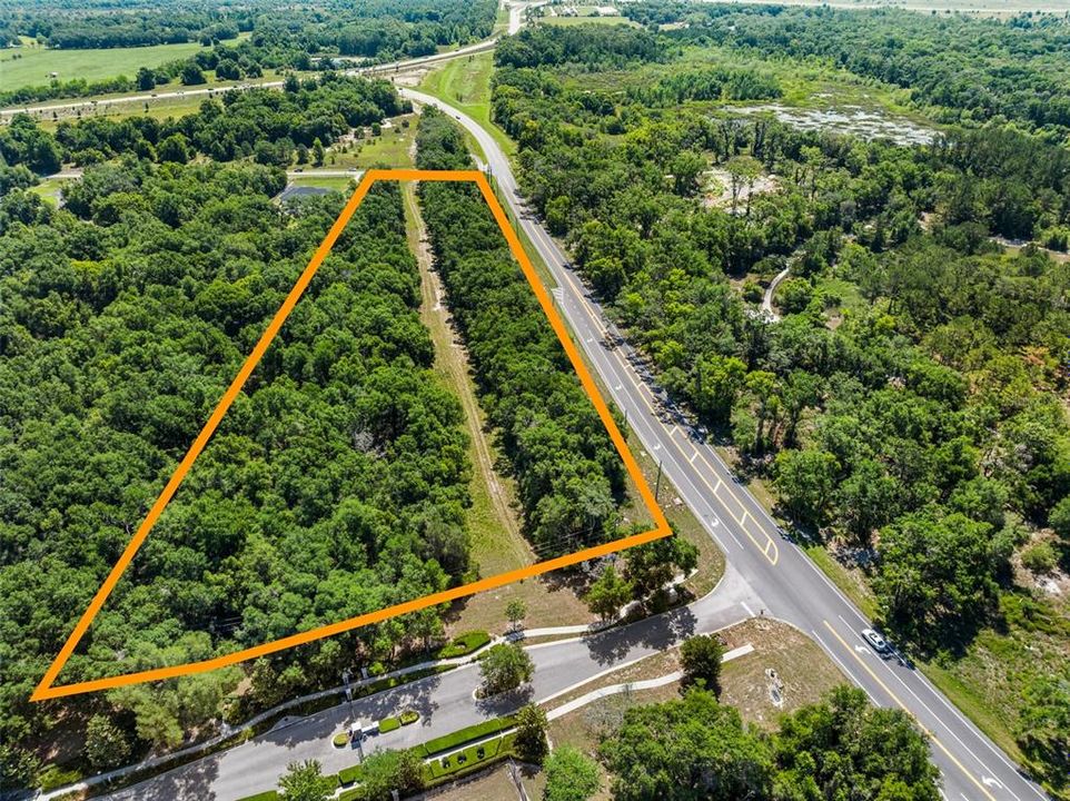 待售: $399,000 (5.47 acres)