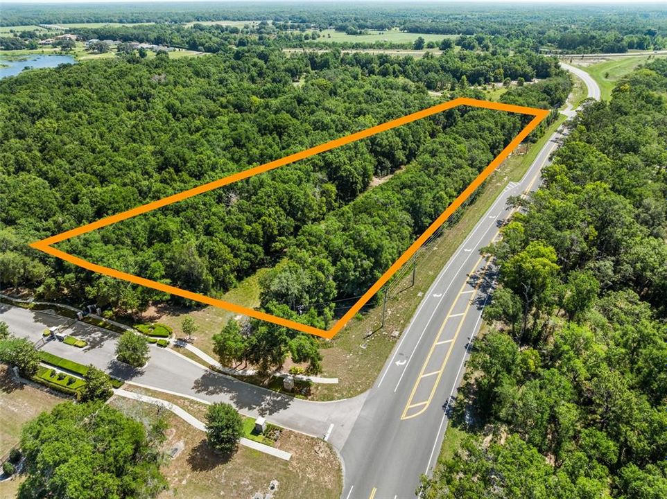 待售: $399,000 (5.47 acres)