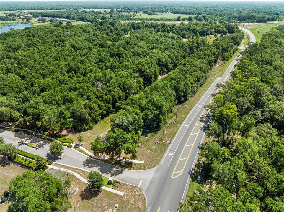 待售: $399,000 (5.47 acres)