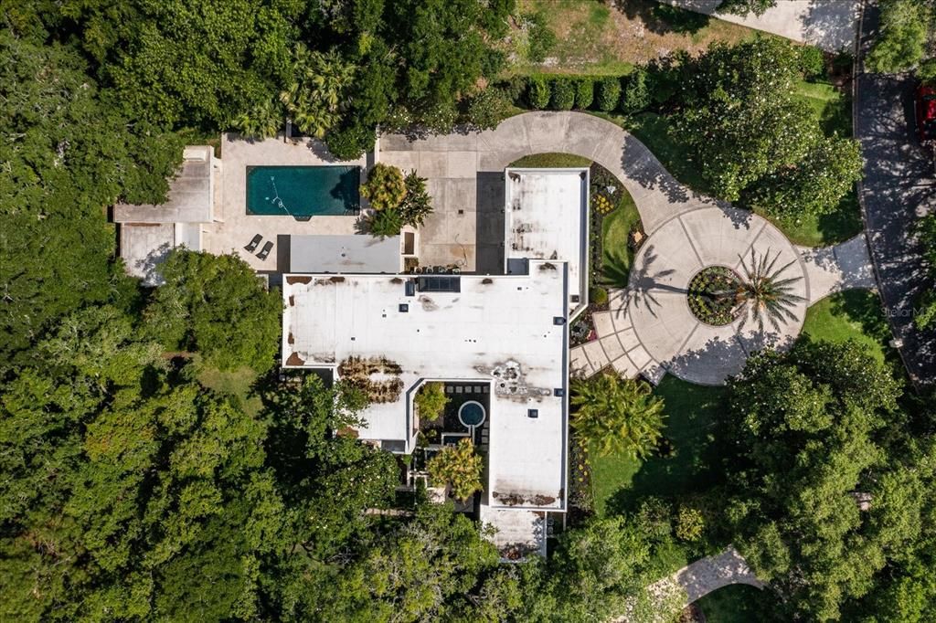 Recently Sold: $1,399,000 (6 beds, 5 baths, 6329 Square Feet)