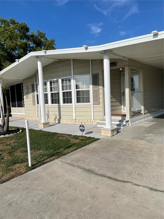 Recently Sold: $155,000 (2 beds, 2 baths, 1384 Square Feet)