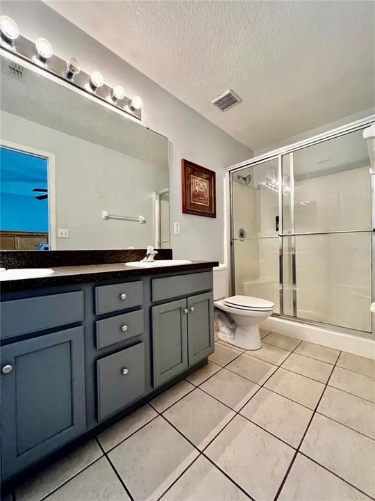最近租的: $2,500 (4 贝兹, 3 浴室, 1768 平方英尺)