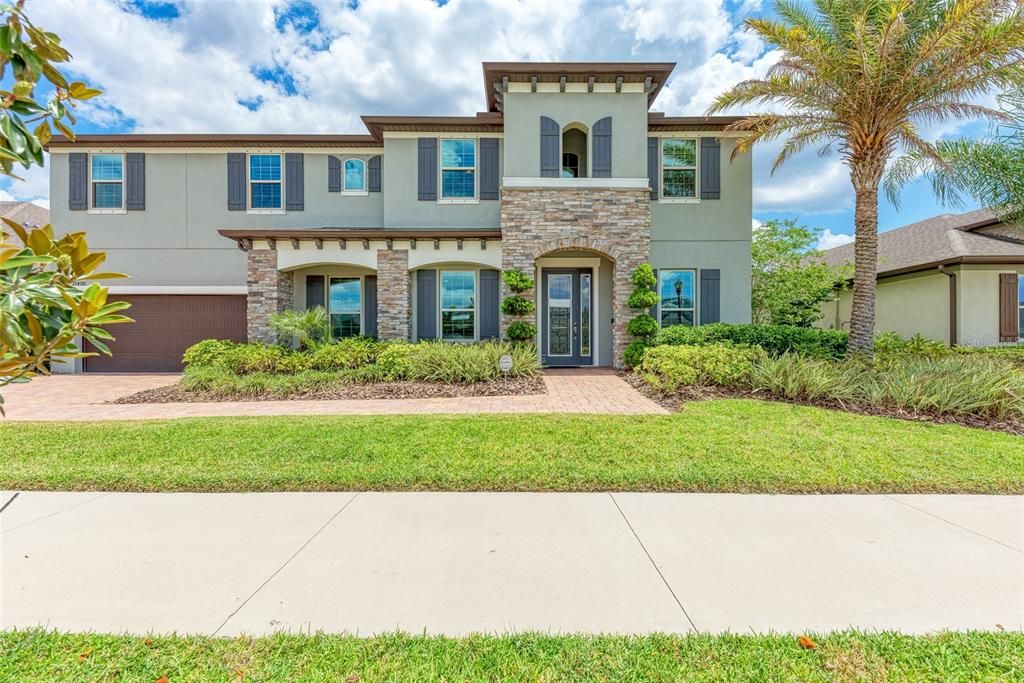 Recently Sold: $899,900 (5 beds, 4 baths, 4247 Square Feet)
