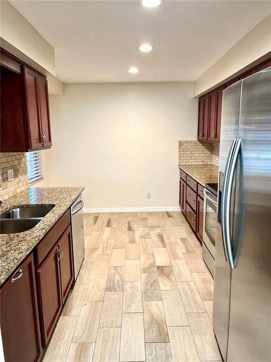 Recently Rented: $2,800 (2 beds, 2 baths, 1223 Square Feet)