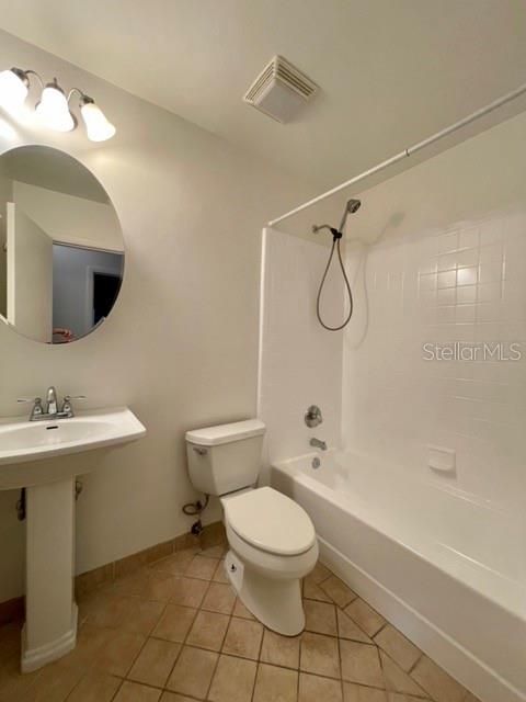 最近租的: $2,000 (4 贝兹, 2 浴室, 1321 平方英尺)