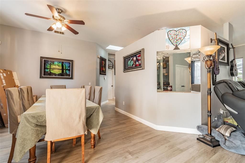 Recently Sold: $485,000 (4 beds, 2 baths, 2184 Square Feet)