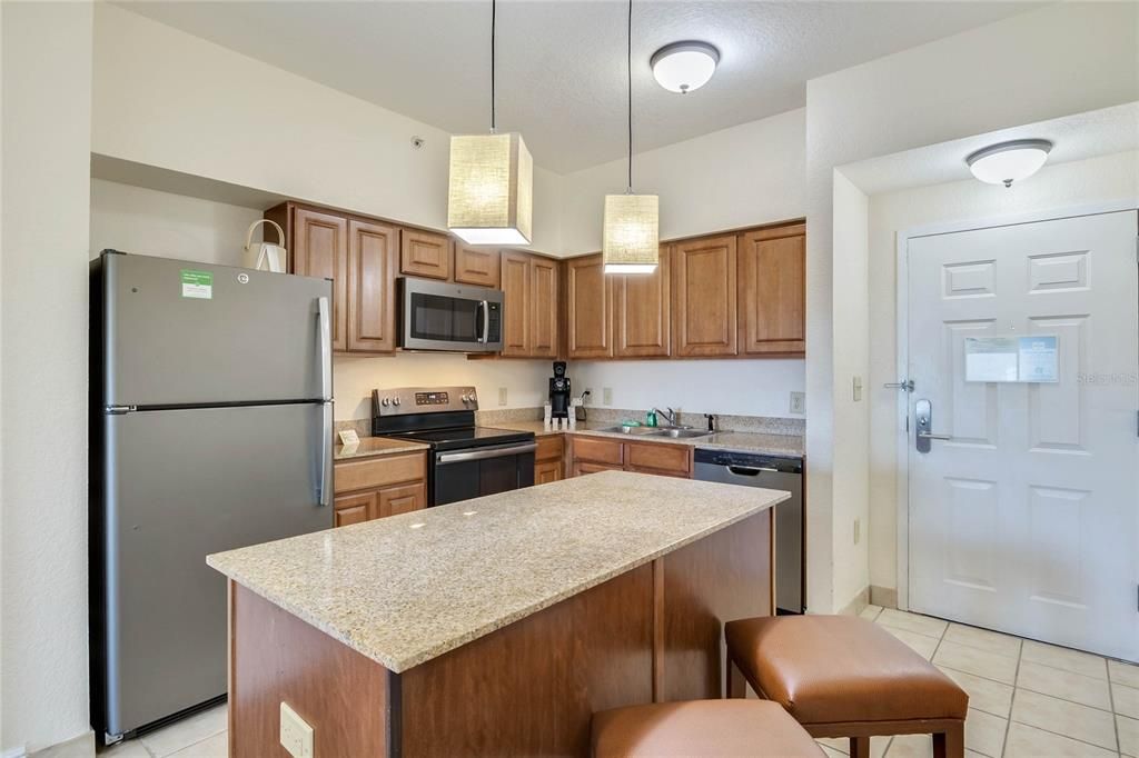 Recently Sold: $234,900 (2 beds, 2 baths, 957 Square Feet)