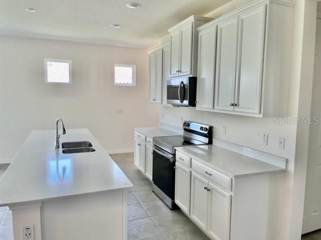 Recently Rented: $2,495 (3 beds, 2 baths, 1586 Square Feet)