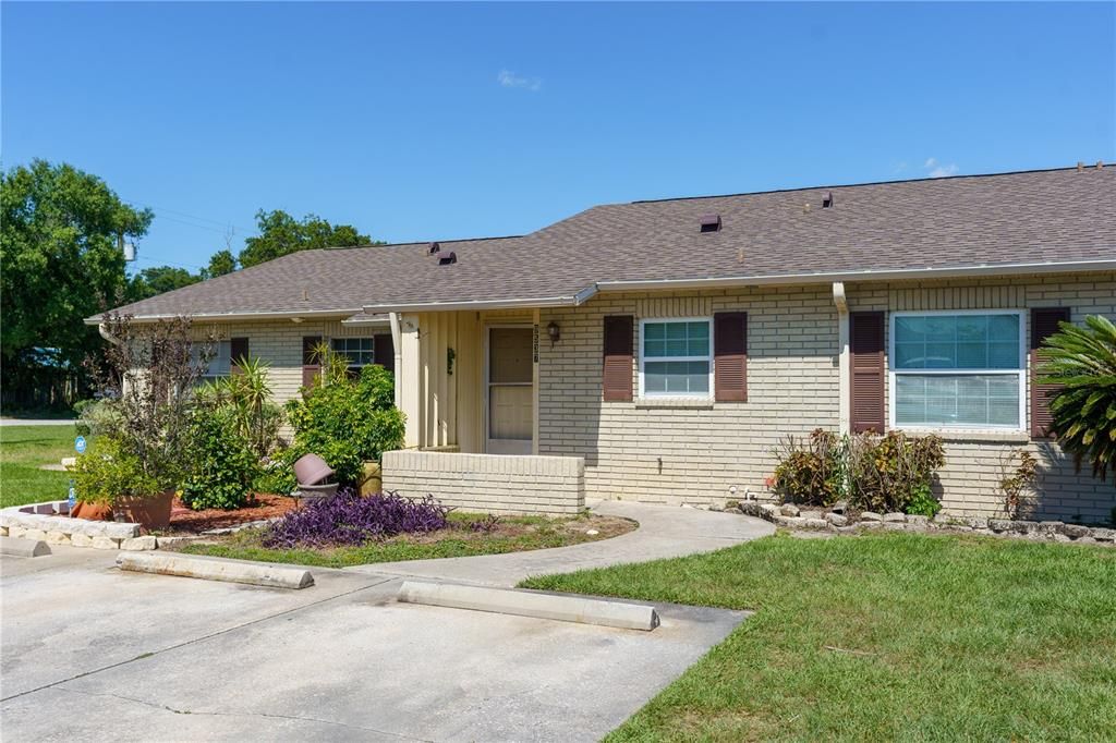 Recently Sold: $149,000 (2 beds, 1 baths, 794 Square Feet)