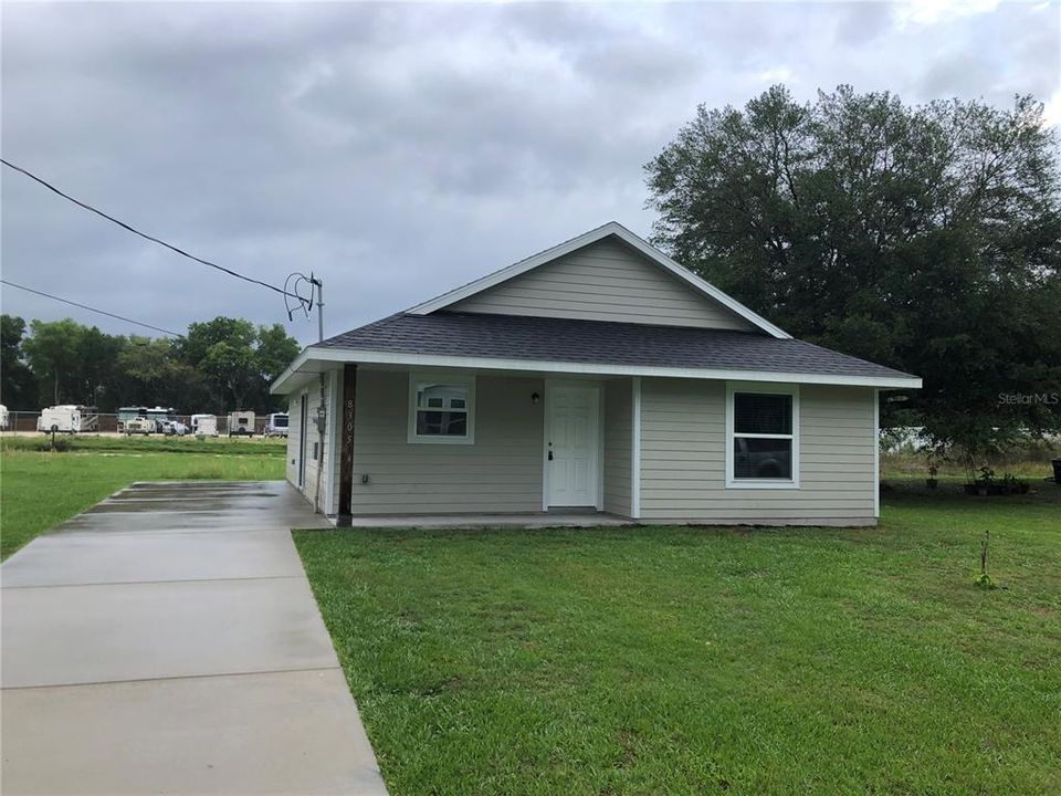 Recientemente alquilado: $1,350 (2 camas, 2 baños, 1084 Pies cuadrados)