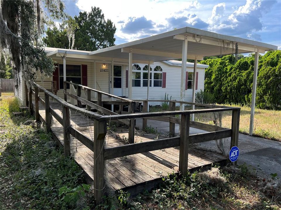 Recently Sold: $164,990 (3 beds, 2 baths, 1134 Square Feet)